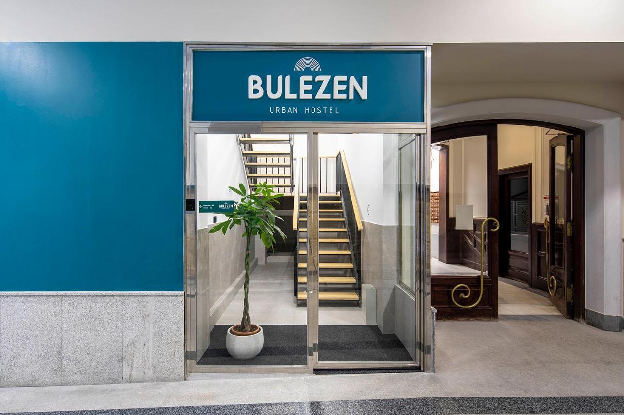 Bulezen Urban Hostel Понтеведра Екстер'єр фото